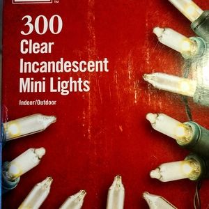 300-Light Clear Incandescent "Stay Lit even if A Bulb Burns Out" Mini Christmas